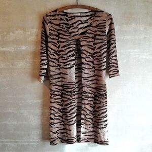 177a. vintage brown Charlotte Russe animal print y2k tie front cardigan, M?